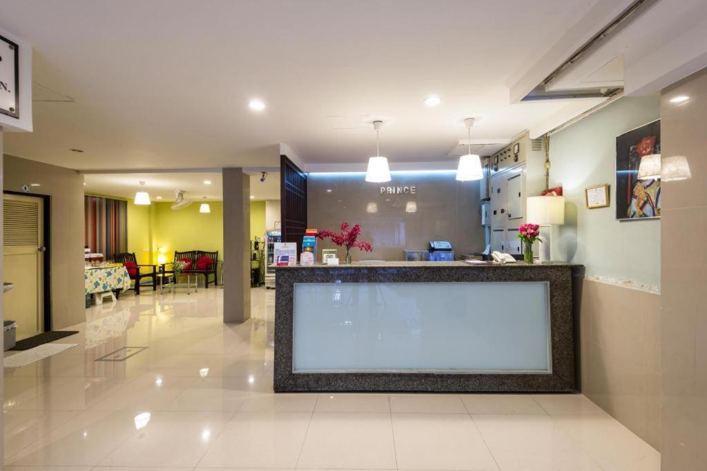 Khách sạn House