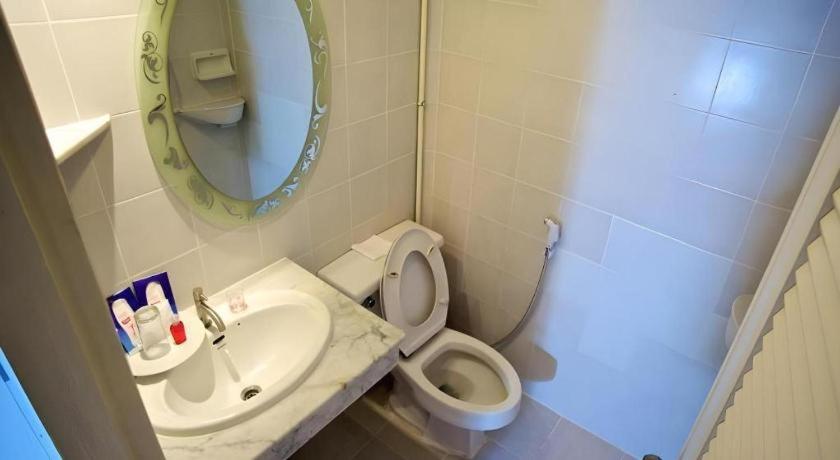 House Hotel 3*