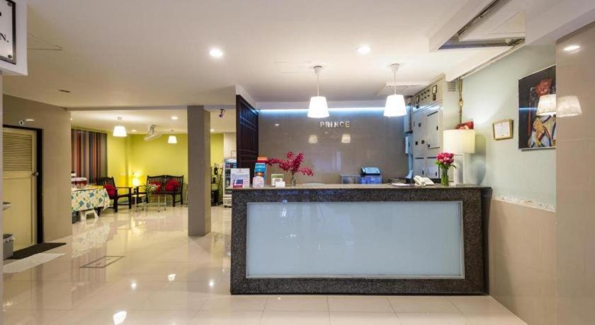 House 3*