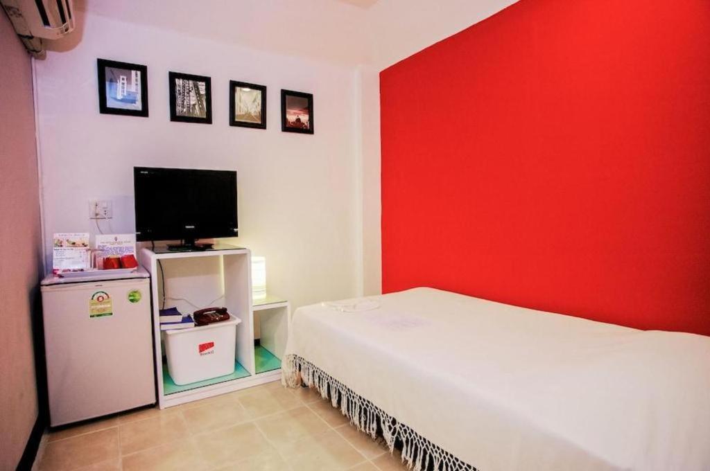 House 3*