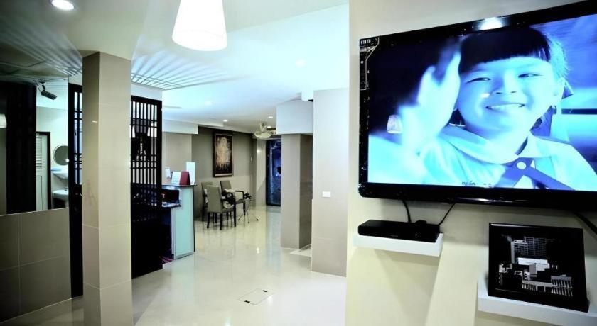 House 3*